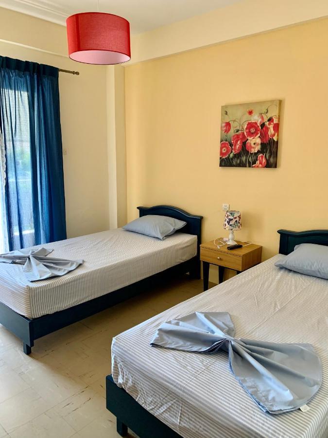 Nikol Apartments Olympiakí Aktí Exteriör bild