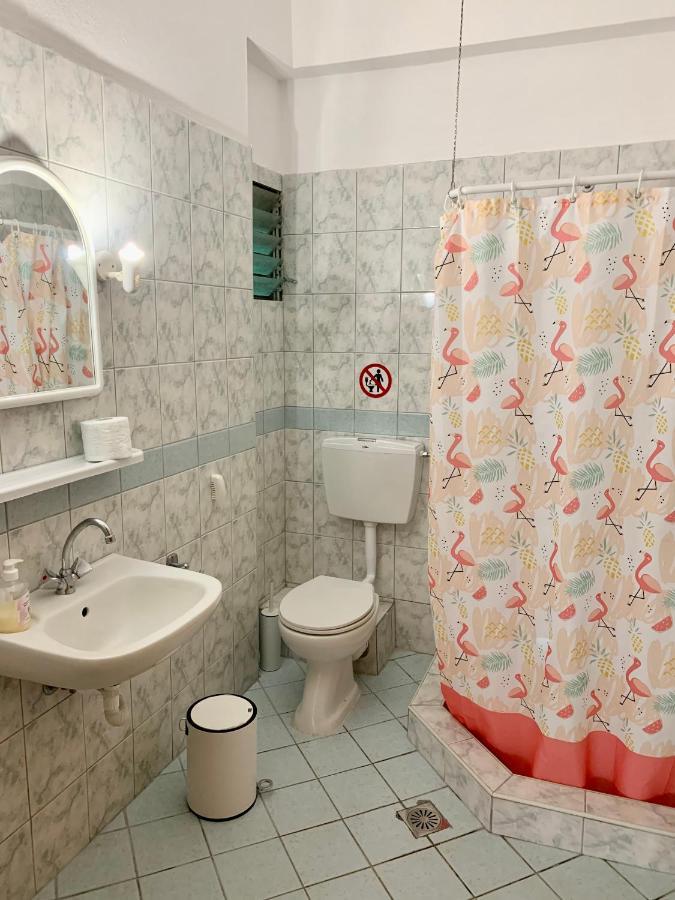 Nikol Apartments Olympiakí Aktí Exteriör bild