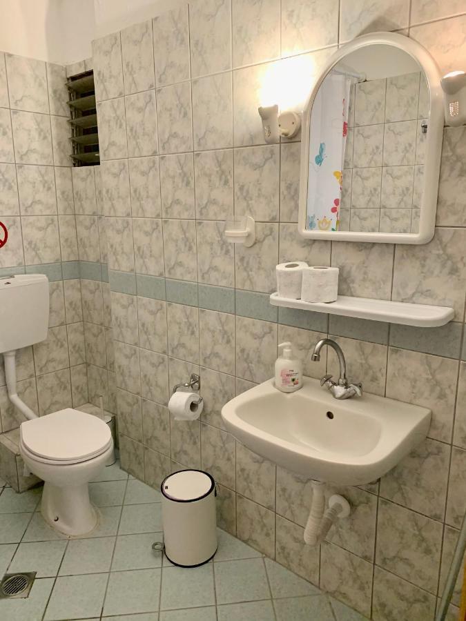 Nikol Apartments Olympiakí Aktí Exteriör bild